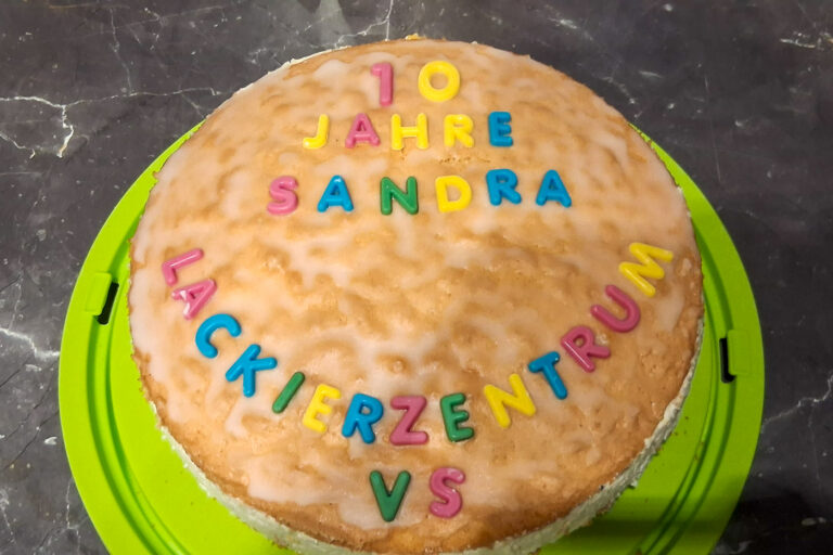 Lackierzentrum Villingen lackierzentrum vs jubilaeum 10jahre sandra pfersdorf 768x512 - Lackierzentrum Villingen